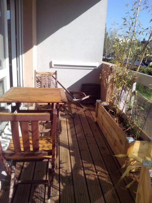 City & Cosy, Lyon Charcot- Wifi - Lave Linge - Balcon - Parking ภายนอก รูปภาพ