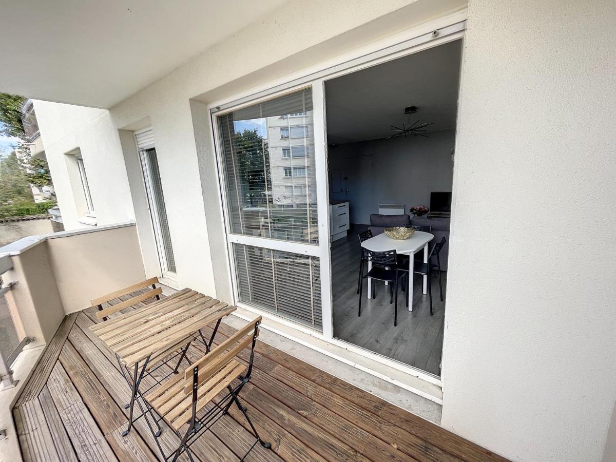 City & Cosy, Lyon Charcot- Wifi - Lave Linge - Balcon - Parking ภายนอก รูปภาพ