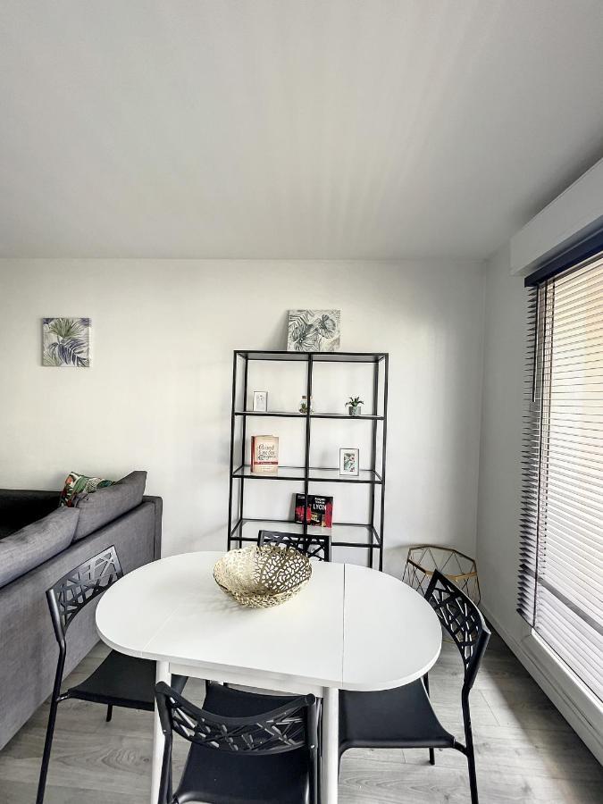 City & Cosy, Lyon Charcot- Wifi - Lave Linge - Balcon - Parking ภายนอก รูปภาพ