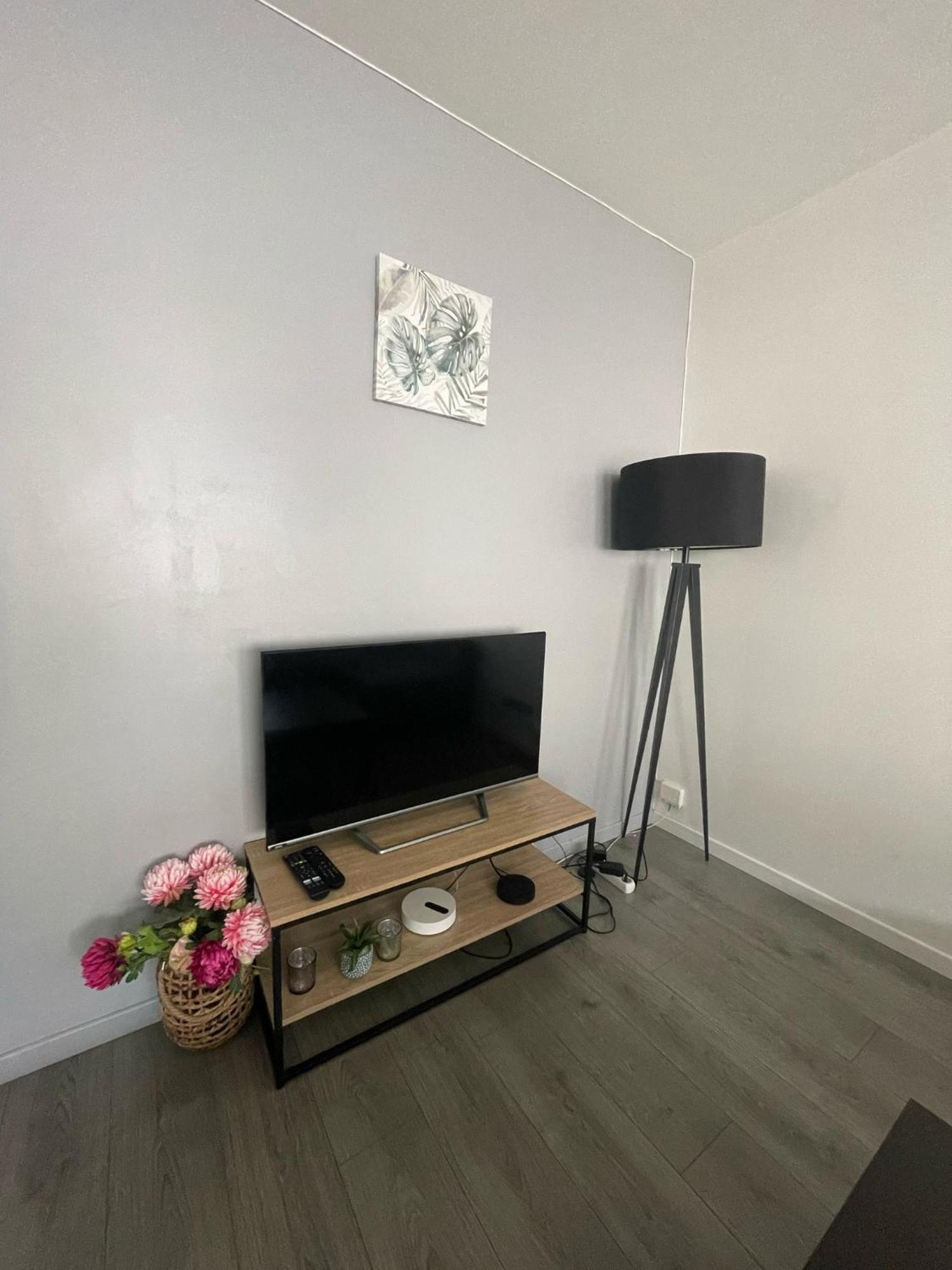 City & Cosy, Lyon Charcot- Wifi - Lave Linge - Balcon - Parking ภายนอก รูปภาพ