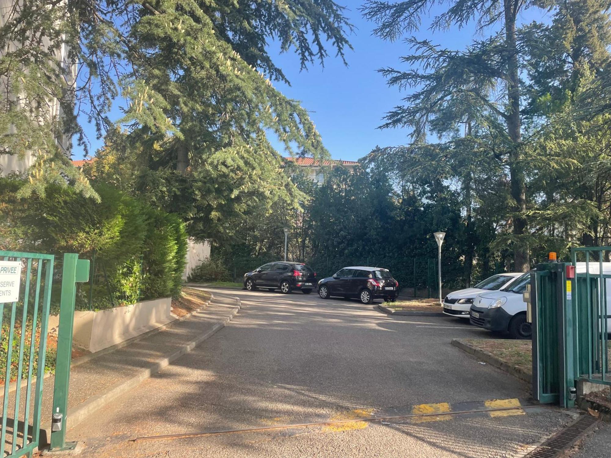 City & Cosy, Lyon Charcot- Wifi - Lave Linge - Balcon - Parking ภายนอก รูปภาพ