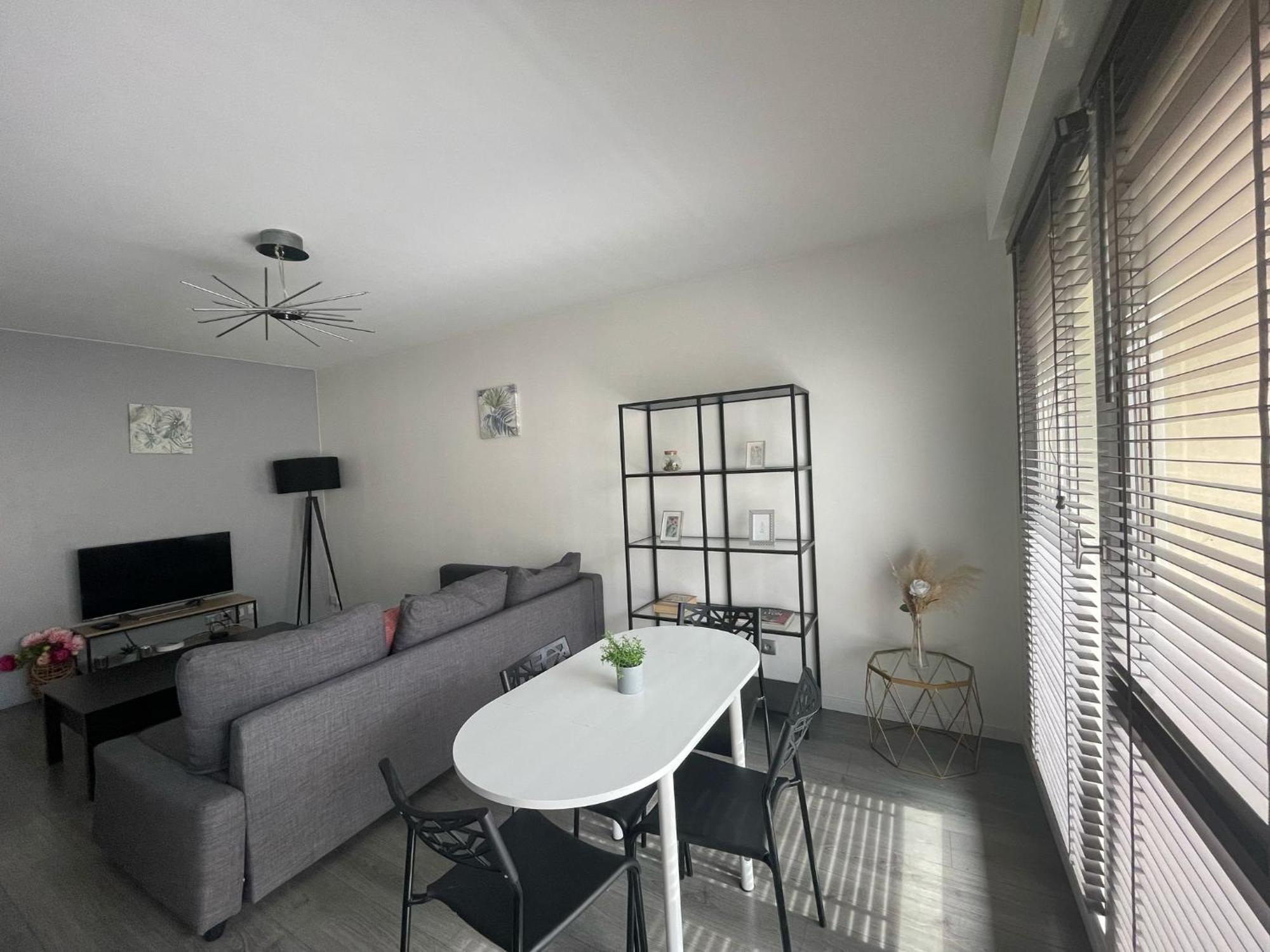 City & Cosy, Lyon Charcot- Wifi - Lave Linge - Balcon - Parking ภายนอก รูปภาพ